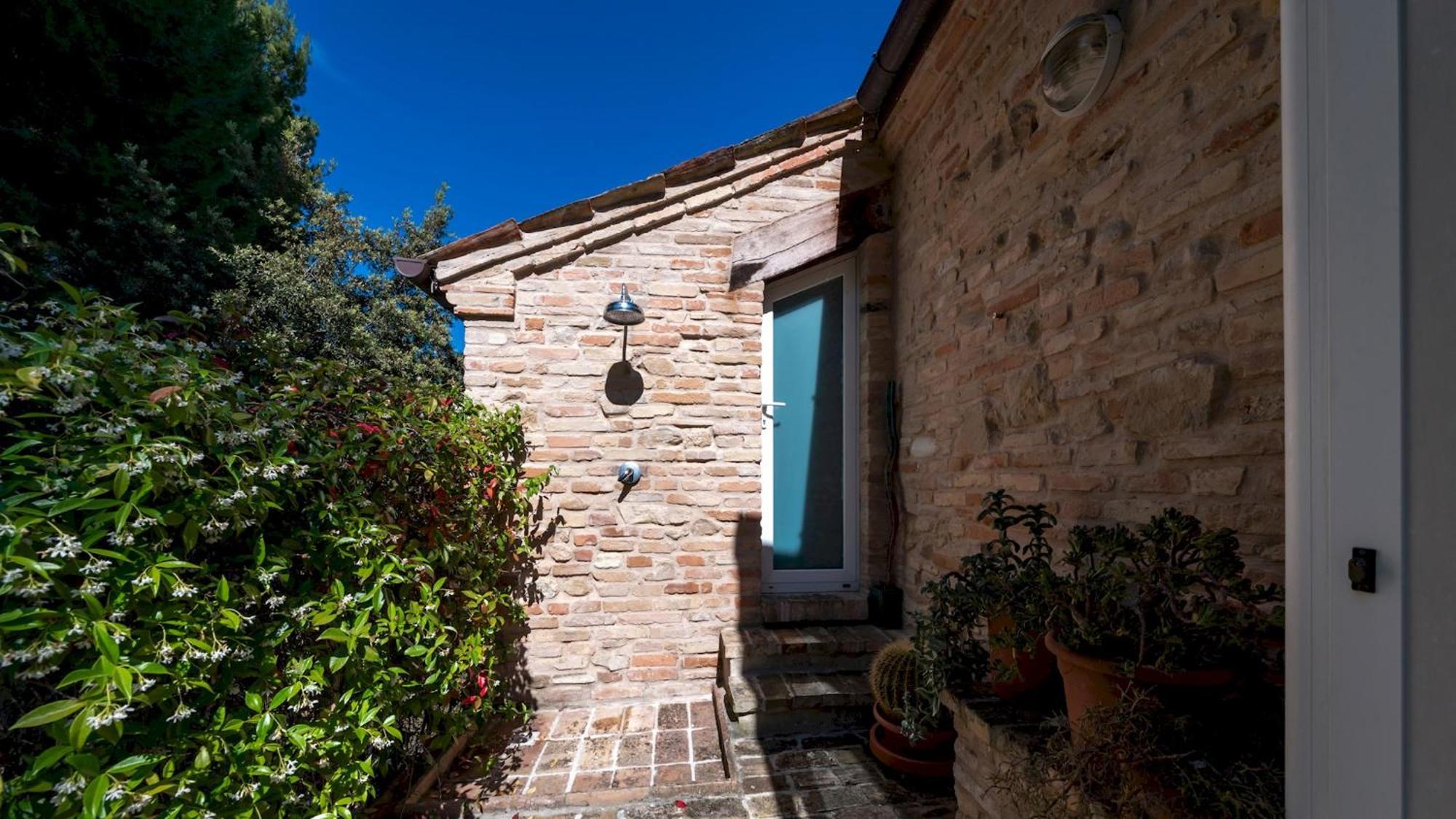 Casa Cantagallo 4&4, Emma Villas Fermo Extérieur photo