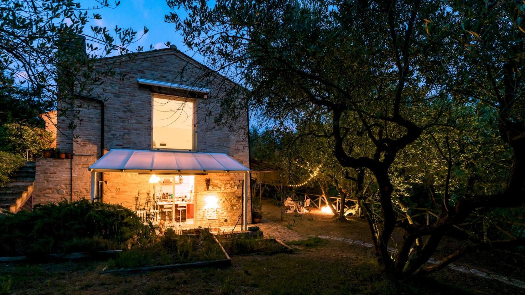 Casa Cantagallo 4&4, Emma Villas Fermo Extérieur photo